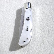 NOS AKC ITALIAN CLASSIC SPEED HUNTER ACRYLIC PEARL - NICKEL SILVER BOLSTERS 