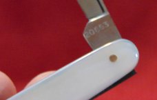 MINT CONDITION CATTARAUGUS CUTLERY CO. LITTLE VALLY N.Y. 20663 PEN KNIFE GEN. PEARL 1886-1963 MINT CONDITION CATTARAUGUS CUTLERY CO. LITTLE VALLY N.Y. 20663 PEN KNIFE GEN. PEARL 1886-1963