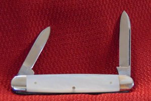 MINT CONDITION CAMILLUS CUTLERY CO. CAMILLUS N.Y. USA 4 LINE MARKING  PEN KNIFE GEN. PEARL 1941-1946