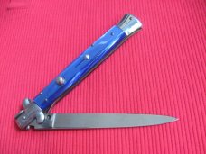 Vintage B Rostfrei Italian 1970's 11" Beltrame Stiletto Switchblade Knife. Vintage B Rostfrei Italian 1970's 11" Beltrame Stiletto Switchblade Knife.