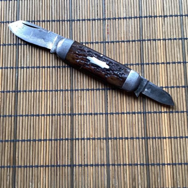VINTAGE WILBERT SUNFISH KNIFE BONE VINTAGE WILBERT SUNFISH KNIFE BONE