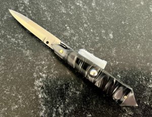 Chad Ruben Customized 4.5 Inch "MANIAGO ITALY' Switchblade, Black Pearl Kirinite Handle, Unused 