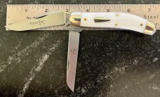 Great Eastern Cutlery Tidioute 888222S Bayou Trapper Yeti Knife, Ivory Acrylic Handle, New (GEC 88) Great Eastern Cutlery Tidioute 888222S Bayou Trapper Yeti Knife, Ivory Acrylic Handle, New (GEC 88)