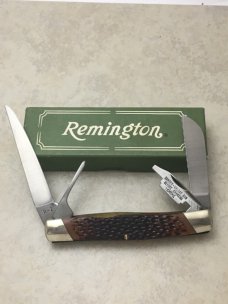 Remington UMC USA One R2 Waterfowl Knife in Box Remington UMC USA One R2 Waterfowl Knife in Box