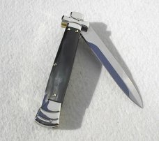 NOS A.G.A. CAMPOLIN 9" MALTESE BRAZILIAN HORN MODIFIED BAYONET BLADE NICKEL SILVER BOLSTERS- W/POUCH NOS A.G.A. CAMPOLIN 9" MALTESE BRAZILIAN HORN MODIFIED BAYONET BLADE NICKEL SILVER BOLSTERS- W/POUCH