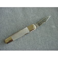 Vintage Parker Cut. Co., Large 4", Etched, American Lockback Whittler Genuine Mother-of-Pearl MIB Vintage Parker Cut. Co., Large 4", Etched, American Lockback Whittler Genuine Mother-of-Pearl MIB