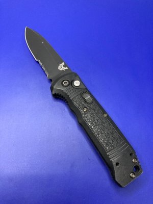 Benchmade 4400SBK Casbah Automatic Knife 