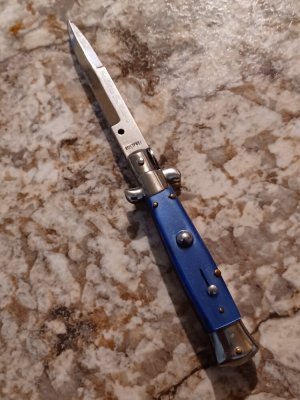 .6 1/2"   Stiletto Siciliano. 