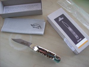 Hubertus Solingen, Germany Small 08 Genuine Stag/Antler  5 3/4 " Open Lilyput