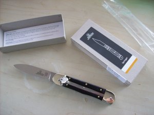 Hubertus Knife Solingen, Germany Large Size 11 Exotic Black Ebonywood NIB