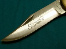 VINTAGE SCHRADE SCRIMSHAW USA SC507 FOLDING HUNTER POCKET KNIFE KNIVES BEAR FISHING OLD