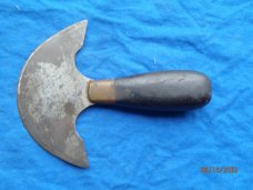 C.S. Osborne Newark New Jersey Round leather knife C.S. Osborne Newark New Jersey Round leather knife