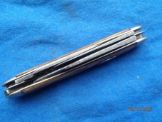 Remington R100B Closed Backspring Bone Knife Remington R100B Closed Backspring Bone Knife
