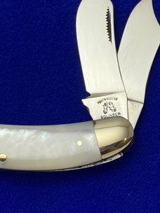 Fight'n Rooster Solingen Germany Middle Tennessee 1988  1 of 125 Pearl Sowbelly Whittler Knife