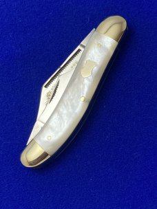 Fight'n Rooster Solingen Germany Middle Tennessee 1988  1 of 125 Pearl Sowbelly Whittler Knife