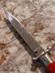 8" Vintage Swinguard. Red Acrylic. 8" Vintage Swinguard. Red Acrylic.