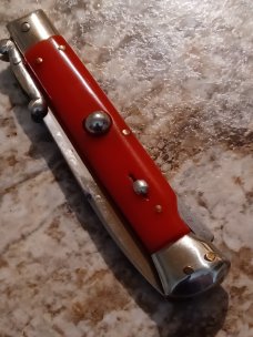 8" Vintage Swinguard. Red Acrylic. 8" Vintage Swinguard. Red Acrylic.