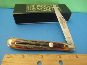 Queen Cutlery Titusville Pa. Amber Carved Stag Bone Pattern #11ACSB