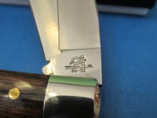 Queen Cutlery Titusville Pa. Walnut Trapper Pattern #19 Queen Cutlery Titusville Pa. Walnut Trapper Pattern #19