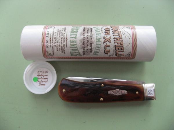 GREAT EASTERN 235220 TRAPPER  ANTIQUE AUTUMN NATURAL BONE