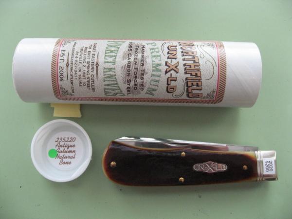 GREAT EASTERN 235220 TRAPPER  ANTIQUE AUTUMN NATURAL BONE