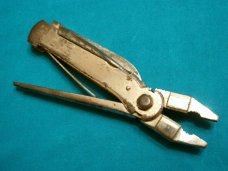VINTAGE SEABOARD STEEL CO FRANCE MULTITOOL MULTI TOOL PLIERS MECHANICS KNIFE KNIVES OLD