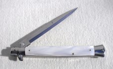 NEW OLD STOCK 13" SKM BAYONET STILETTO ACRYLIC WHITE PEARL MANIAGO ITALY