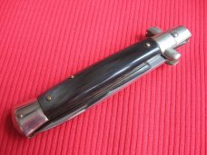 Vintage 1960's Italian Button Open Button Close Stiletto Switchblade Knife Vintage 1960's Italian Button Open Button Close Stiletto Switchblade Knife