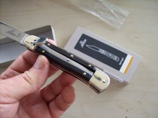 Hubertus Knife Solingen, Germany Size 10 Medium Exotic Black Ebonywood NIB Hubertus Knife Solingen, Germany Size 10 Medium Exotic Black Ebonywood NIB