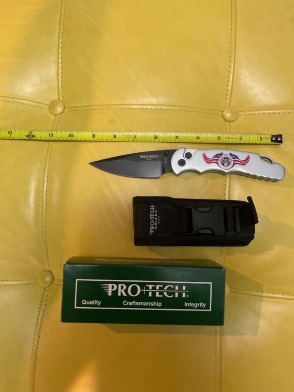Pro-tech TR-4 Chris Kyle HERO Tactical Manual Knife TR-4MA.64) #62/200 Pro-tech TR-4 Chris Kyle HERO Tactical Manual Knife TR-4MA.64) #62/200