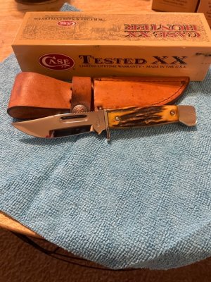 Case XX 578-3 1/2 Slab Side Hunter Fixed Blade Sheath Knife. 
