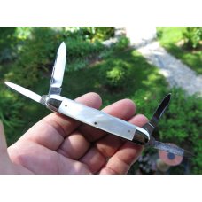 Vintage four blade E. Bruckmann Germany, pearl handled Congress style knife. Unused mint Vintage four blade E. Bruckmann Germany, pearl handled Congress style knife. Unused mint