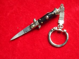 older  2-3/4" Italian Picklock Stiletto Knife Black handles