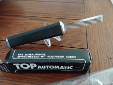 TOP AUTOMATIC COMB WITH BOX 
