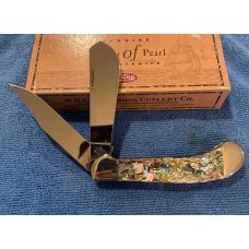 Case XX USA Genuine Abalone Pearl 82100 Script Shield Saddlehorn Knife in Box c.2003 Case XX USA Genuine Abalone Pearl 82100 Script Shield Saddlehorn Knife in Box c.2003
