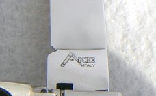 NOS AKC 8" CLASSIC SLIM LEVER LOCK SWEDGE BLADE, GENUINE DARK BRAZILIAN HORN - MANIAGO ITALY
