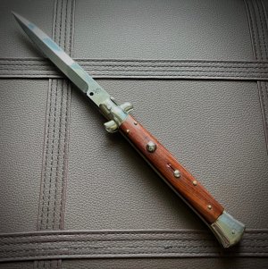 Latama 11' Italian Switchblade, Mint Condition