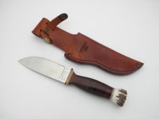 Ontario USA OC3 Cavuga Hunting Knife, 1994: 9” overall with a 4 1/2” blade Ontario USA OC3 Cavuga Hunting Knife, 1994: 9” overall with a 4 1/2” blade