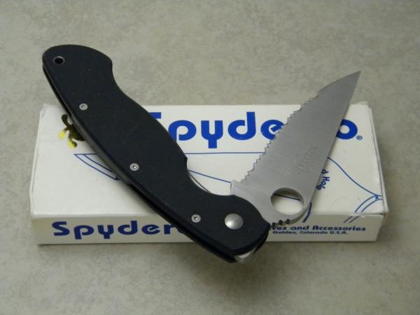 Spyderco Golden CO USA CPM 440V C36 GSE Military Serrated Linerlock Knife in Box c.1990's