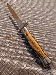 Vintage 7" Stag Inox Swinguard. Vintage 7" Stag Inox Swinguard.