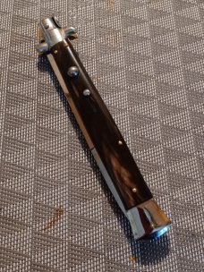 13" Dark horn Italian Stiletto. INOX 