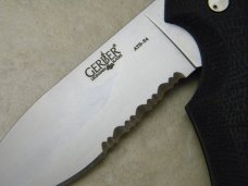 Gerber USA First Production Run ATS-34 Lockback Gator Knife in Nylon Pouch
