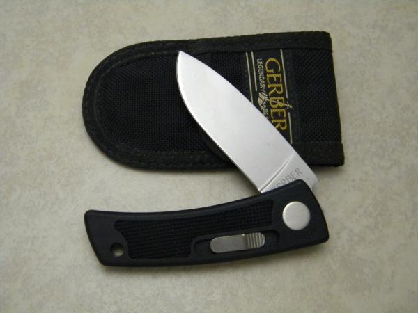 Gerber USA Bolt Action Knife in Nylon Pouch