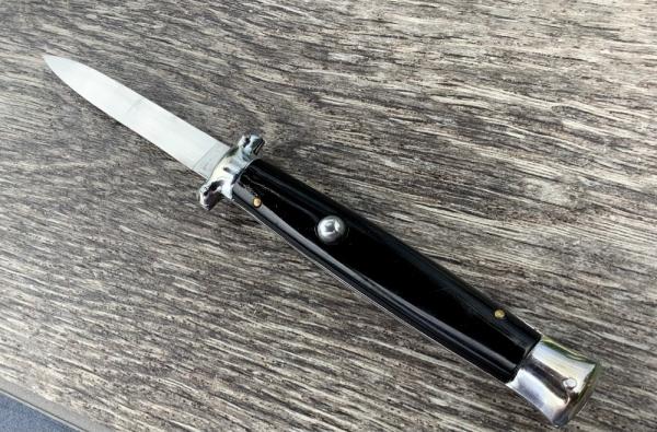 Italian Gravity Knife 1965 Italian Gravity Knife 1965