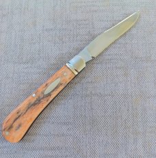 Robbie Ferreira Giraffe Bone Lannys Clip...N690..3.75" closed..fluted bolsters and double shields Robbie Ferreira Giraffe Bone Lannys Clip...N690..3.75" closed..fluted bolsters and double shields