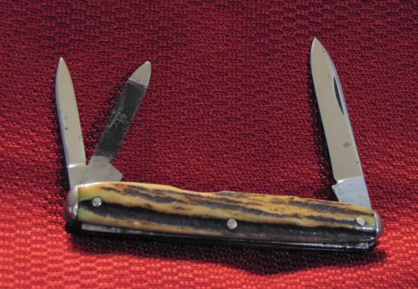 VINTAGE OLD ROBESON SHUREDGE U.S.A. GENUINE STAG WHITTLER #533167 VINTAGE OLD ROBESON SHUREDGE U.S.A. GENUINE STAG WHITTLER #533167