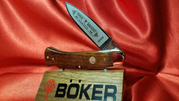 Boker Tree Brand Solingen Germany made, 1000 Lockback, not sharpened or used. 4 1/4" closed, Nice! Boker Tree Brand Solingen Germany made, 1000 Lockback, not sharpened or used. 4 1/4" closed, Nice!
