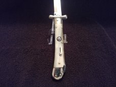 ITALIAN MEDICI STYLE SWING GUARD STILETTO, GORGEOUS HORN