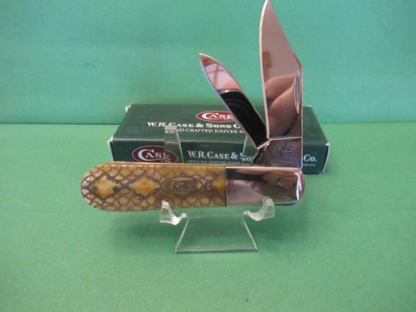 Case XX 2006 Antique Bone Rattle Snakeskin Limited Edition Barlow Pattern # 62009 1/2 SS Case XX 2006 Antique Bone Rattle Snakeskin Limited Edition Barlow Pattern # 62009 1/2 SS