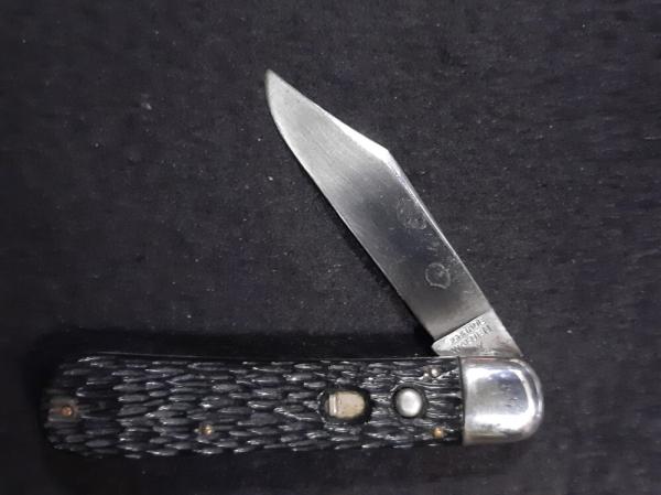 Schrade Walden Model 155 4-1/4” single blade knife Schrade Walden Model 155 4-1/4” single blade knife